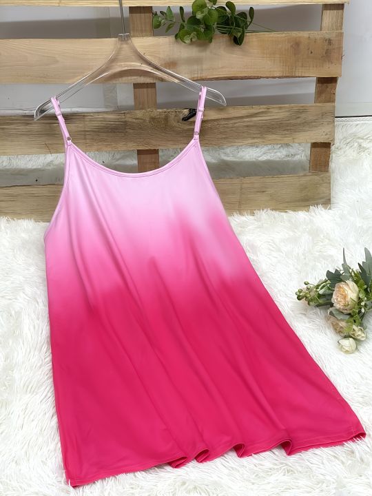 Plus%20Size%20Women's%20Gradient%20Sleeveless%20Tank%20Top%20Flowy%20Casual%20Summer%20Blouse%20with%20Scoop%20Neckline%20Perfect%20for%20Daily%20Wear%20-%20Image%203