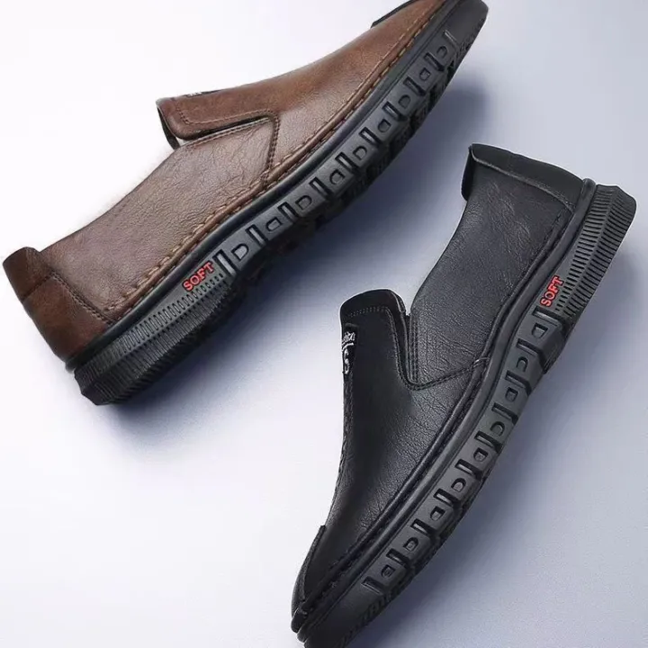 2025%20PU%20Leather%20Men's%20Loafers%20Luxury%20Men%20Casual%20Shoes%20New%20Fashion%20Driving%20Shoes%20Breathable%20Slip%20on%20Men%20Moccasins%20Plus%20Size%2039~44%20-%20Image%203