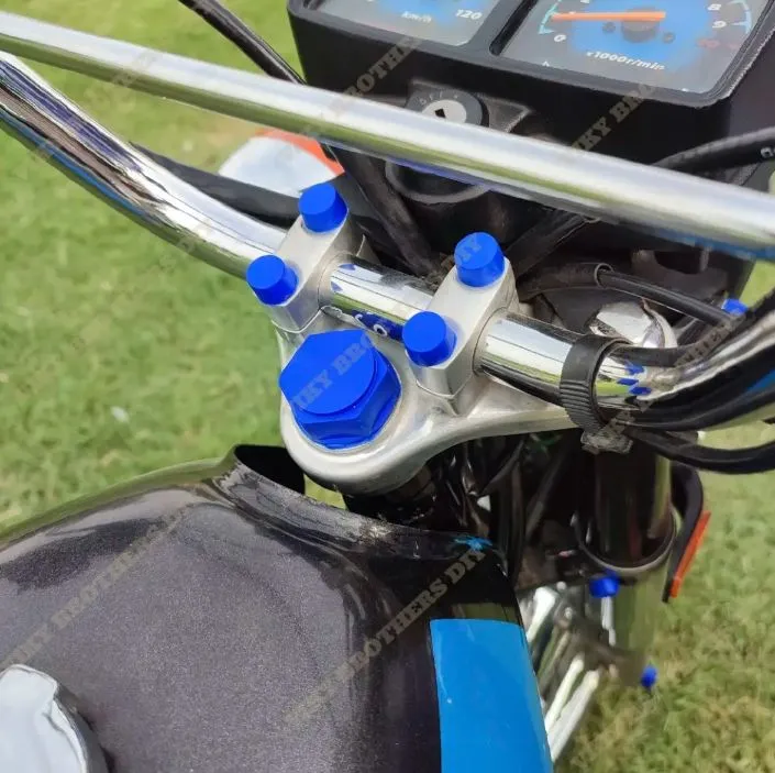 Motor%20bike%20Rubber%20Nut%20covers%20(30%20pcs)%20Rubber%20Nut%20Caps%20fancy%20Motorbike%20Universal%20Fit%20Black%20Blue%20Red%20-%20Image%205