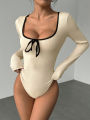The Latest Style of Autumn's Elegant and Versatile Trendy Women's Long-Sleeved Tights. 