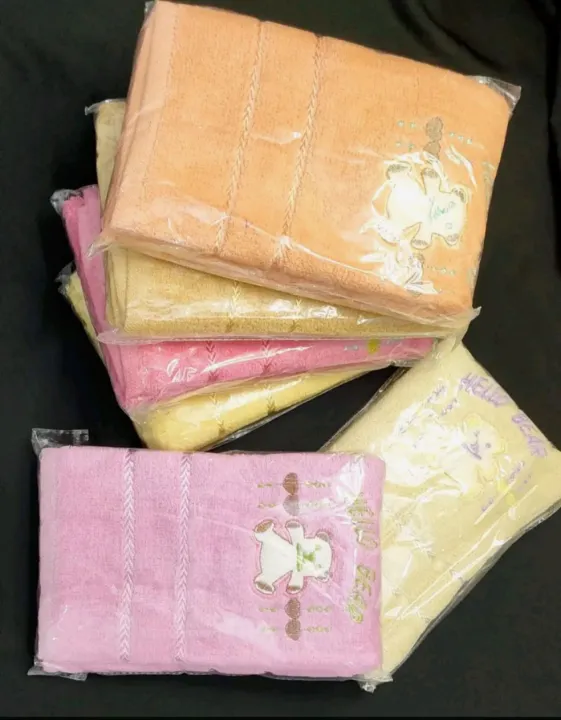 Soft%20Bath%20Towel%20for%20Kids%20-%20High%20Absorbent%20Cotton%20-%20High%20Quality%20-%20Multicolors%20-%20Image%203