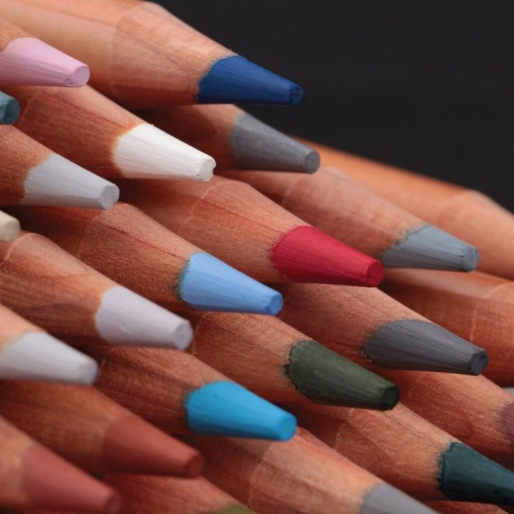 Artists'quality%20water%20soluble%20colours%20pencils%20Renaissance%20pencil%20with%2036%20colors%20(free%20airbrush%20in%20set)%20-%20Image%206