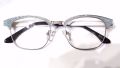 metal fancy  Frame for Eye sight very fancy  splanded  shape well looking  ladies  Designer frame. 