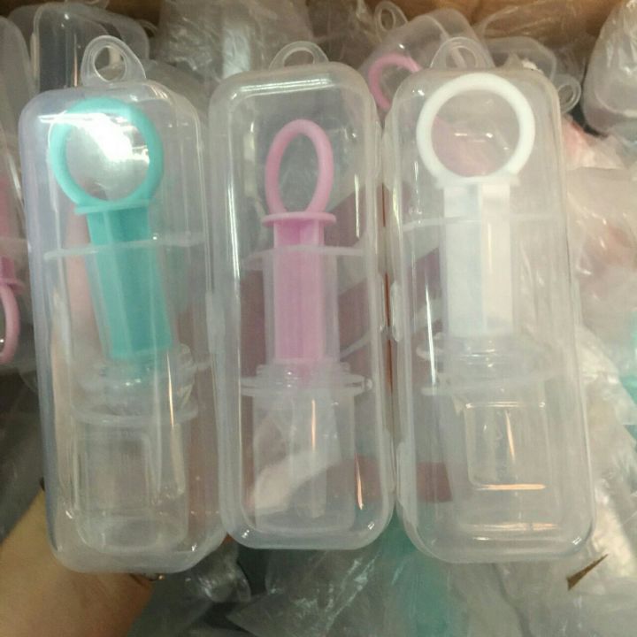 Medicine%20Syringe%20with%20Storage%20Box%20-%20Image%203