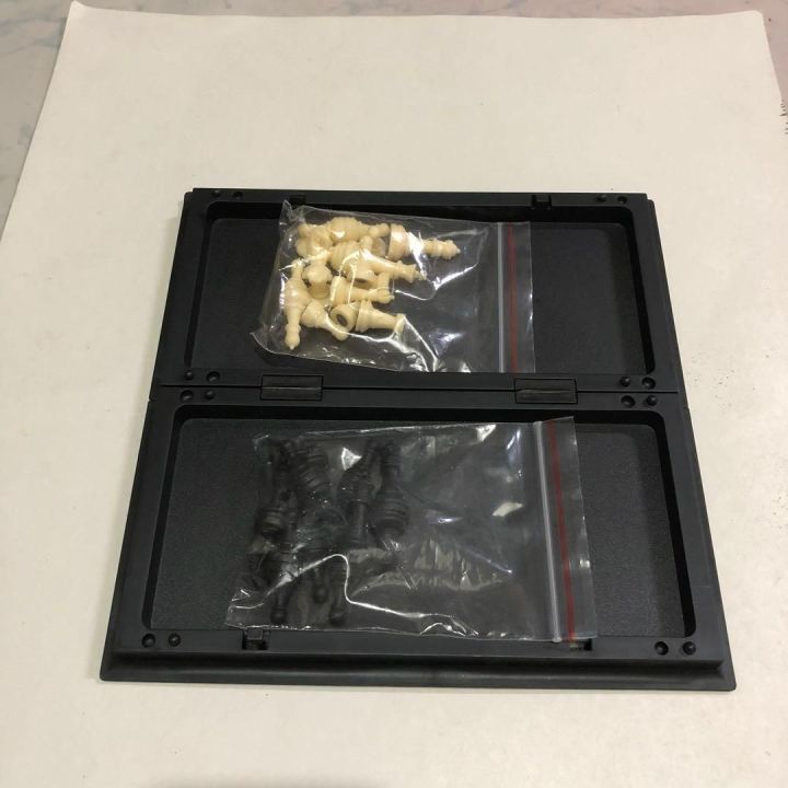 Plastic%20Brain%20Chess%20Board%20(M)%2024%C3%9728%20cm/%20Folding%20Plastic%20Chess%20Board%20-%20Image%205