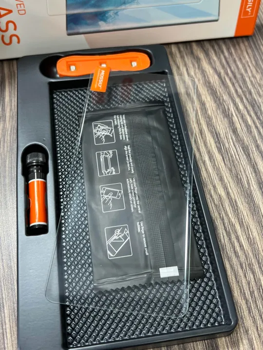 Techno%20Spark%2020%20Pro%20plus%20+%20UV%20Liquid%20Glass%20HD+%20Mossily%20Branded%20Transparent%20Glass%20protector%20With%20100%25%20Fingerprint%20Working%20-%20Image%202