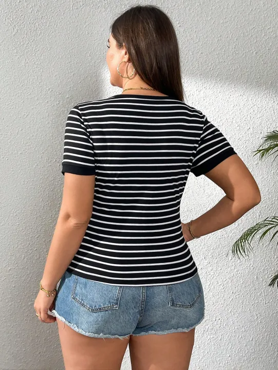 Hot%20Sale%20Leisure%20Striped%20Versatile%20Comfortable%20F-Neck%20Plus%20Size%20Women's%20T-Shirt%20-%20Image%203
