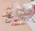 2 pcs Cute flower hair catcher. 