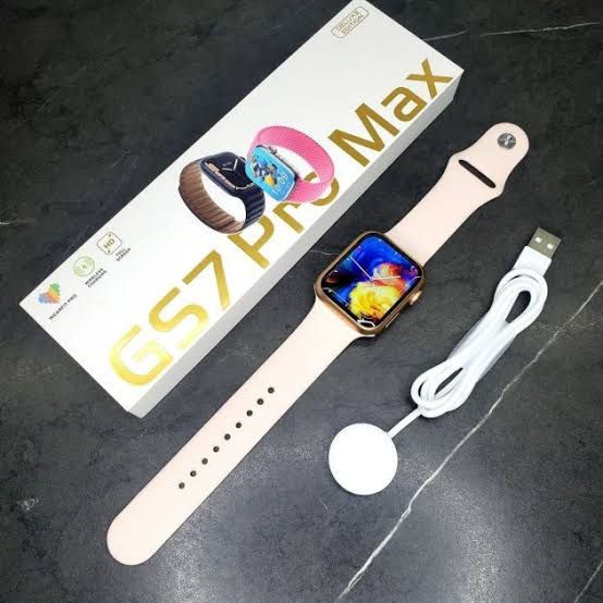 GS 7 Pro max Smart Watch with Amoled Display