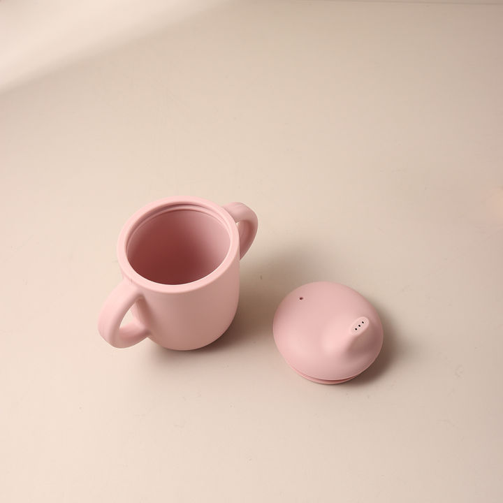 New%20solid%20180ML%20Baby%20Silicone%20Sippy%20Cup%20BPA-Free%20Portable%20Feeding%20Cup%20Portable%20Learning%20Hand%20Shank%20Drinking%20Water%20training%20Cups%20-%20Image%206