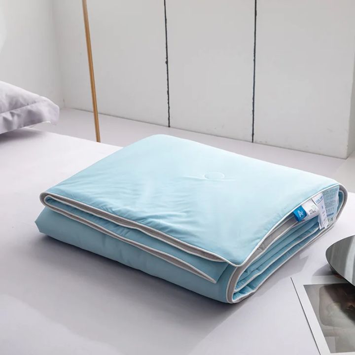 High%20Quality%20Cooling%20Blankets%20Smooth%20Air%20Condition%20Comforter%20Lightweight%20Summer%20Quilt%20with%20Double%20Side%20Cold%20%20Cooling%20Fabric%20-%20Image%206