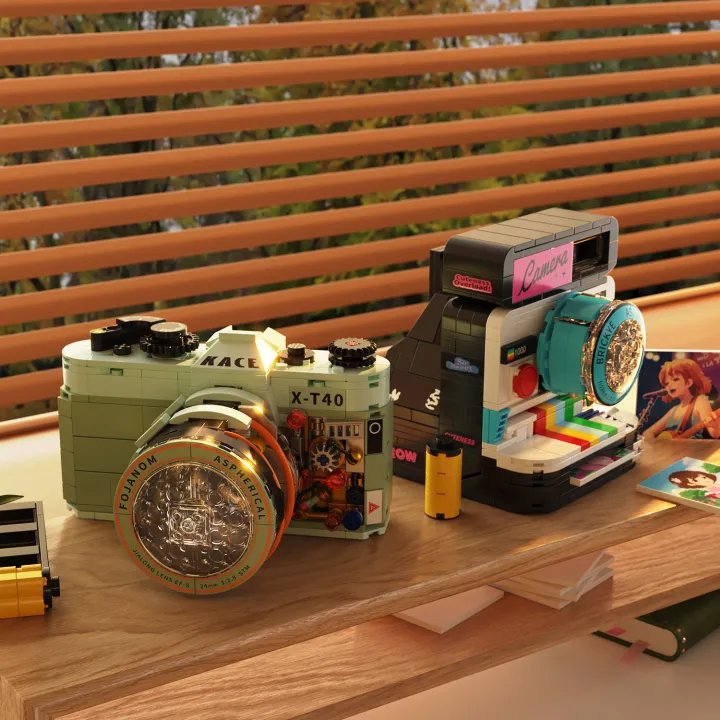 Retro%20building%20block%20camera%20model,%20nostalgic%20telephone,%20creative%20assembly%20toy,%20desktop%20ornament,%20%20-%20Image%203