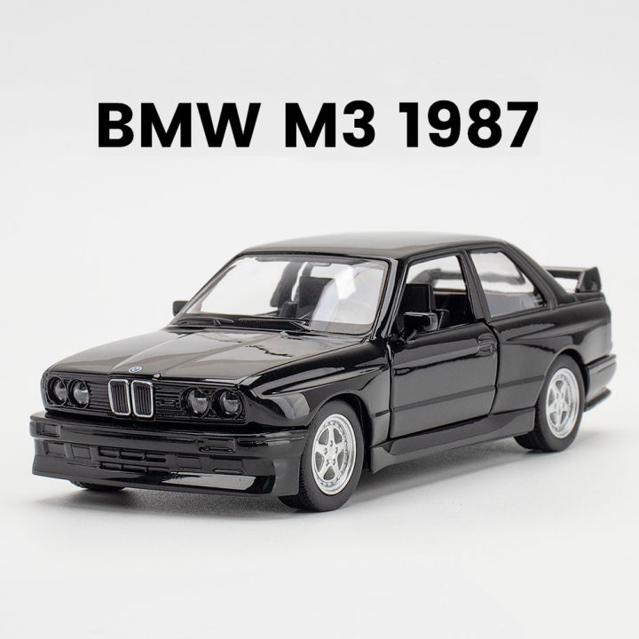 1:36 BMW M3 1987 Car Models  Alloy Die-Casting Toys With 2 Doors Opened Pull Back Function Vehicle Toy For Kids Children's Gifts