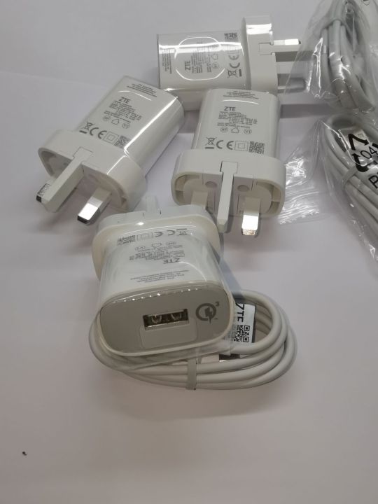ZTE%20Fast%20Charger%20with%20cable%20type%20C%20-%20Image%203