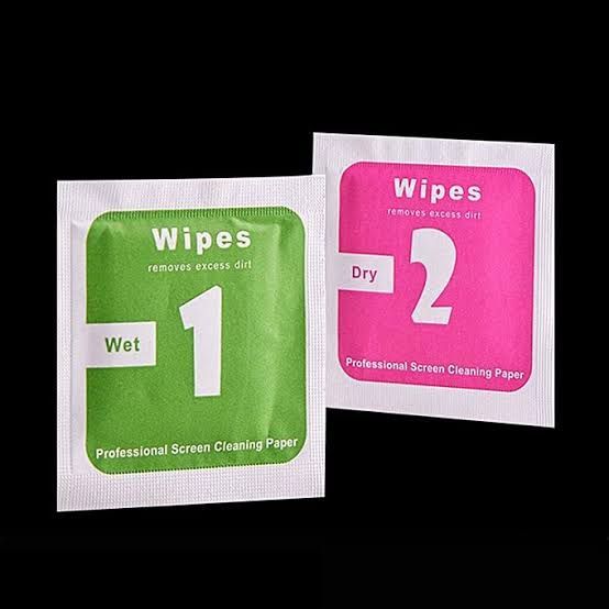 Mobile%20Screen/Glass%20Cleaner!%20Wet%20&%20Dry%20Wipes%20two%20pcs%20one%20set.%20mobile%20screen%20cleaner%2020%20PIS%20-%20Image%202