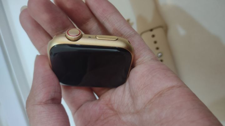 OALE%20OS7%20Smart%20Watch%201.85%20Large%20Screen%20Magnetic%20Attraction%20Wireless%20Charging%20Duol%20Motion%20Detection%20Mode%20Multiple%20App%20-%20Image%207