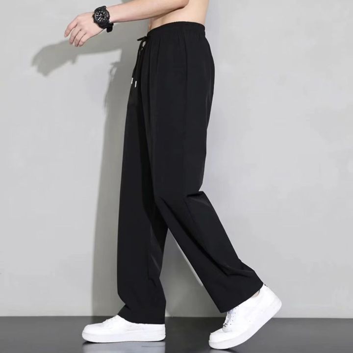 Men's%20Summer%20Plain%20%203%20Zipped%20Pocket%20Loose%20Fit%20Trouser.%20-%20Image%202