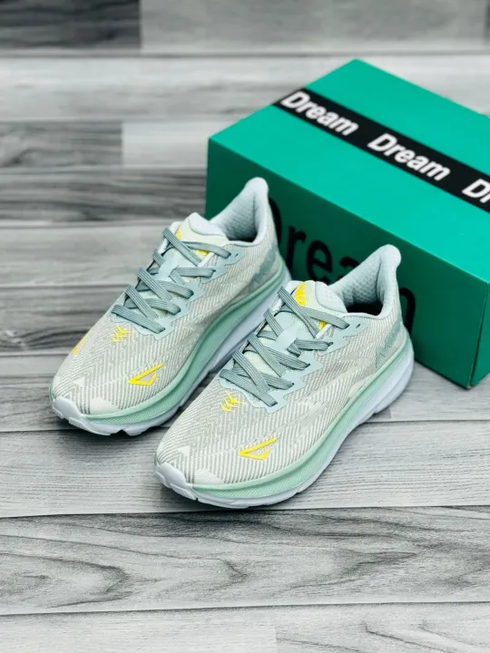 New%20design%20Hoka%20shoes%20are%20available%20now%20full%20trendy%20shoes%20right%20now%20-%20Image%204