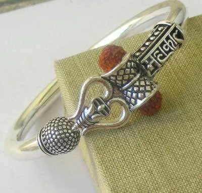 Mahakal%20Unisex%20Sliver%20Plated%20Rudrakshya%20Bracelet%20for%20Man%20-%20Image%205