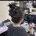 1/2 PC 2026 Y2K ladies' new street style elegant gold label black leather butterfly knot large-sized matte clutch hair accessory. 