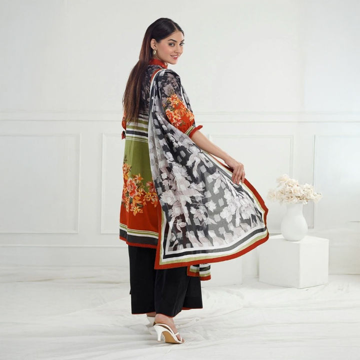 Gul%20Ahmed%20Ladies%20Cotton%203%20Pices%20Suits%20For%20Women%20-%20Image%203