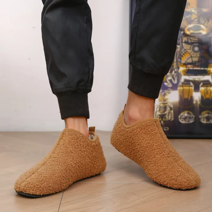 Men's%20Fuzzy%20Overlapping%20Slippers%20-%20Winter%20Warmth%20Indoor%20Home%20Shoes%20with%20Fuzzy%20Lining%20and%20Arch%20Support,%20Soft%20Cushioning%20Comfort,%20-%20Image%203