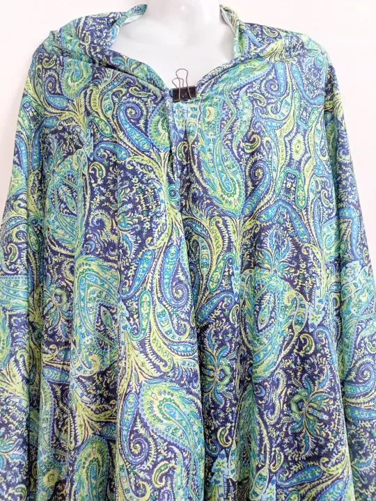 Women's%20fashionable%20velvet%20shawl%20-%20Image%205