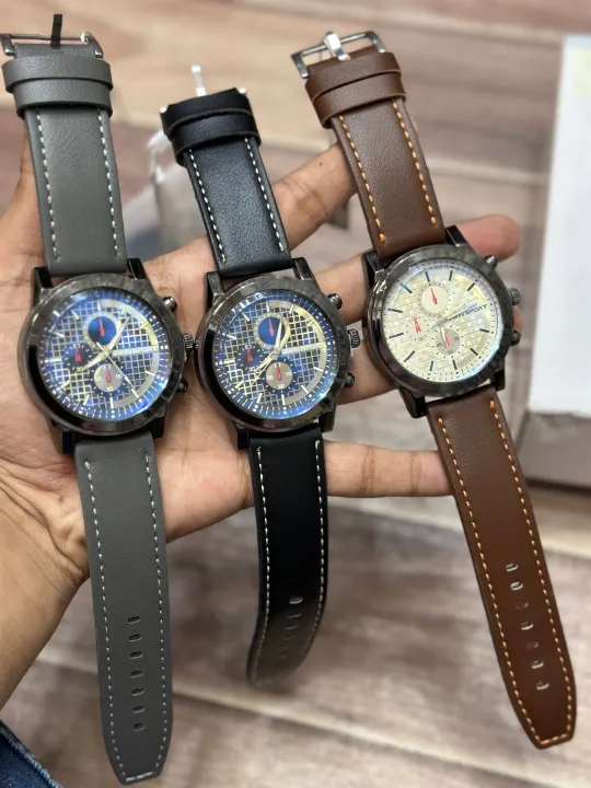 Awin%20Sports%20Gents%20Watch%20leather%20Strap%20-%20Image%205