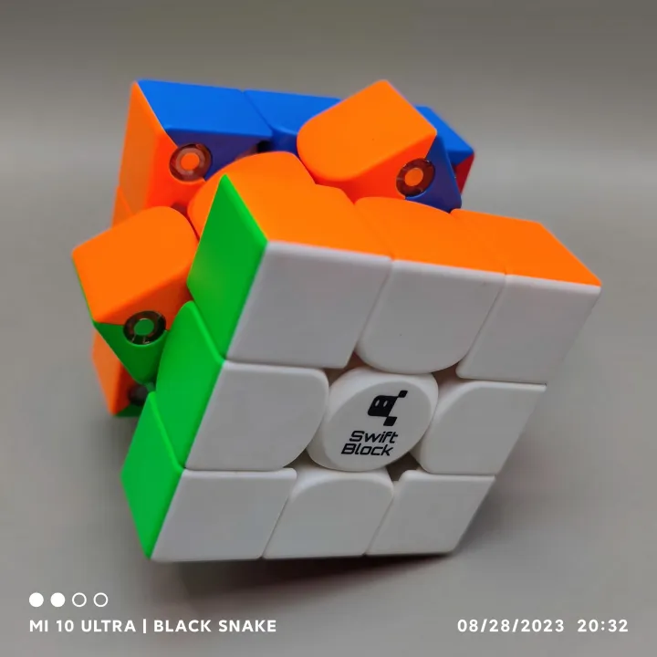 GAN%20SWIFT%20BLOCK%20RUBIK'S%20CUBE%20-%20Image%204