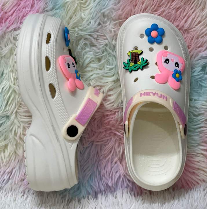 New%20Premium%20EVA%20Thick-Sole%20Comfort%20Lightweight%20Soft%20Cushion%20Slip-On%20Shoes%20Clogs%20Sandals%20with%20Cute%20Decorative%20Charms%20-%20Image%207