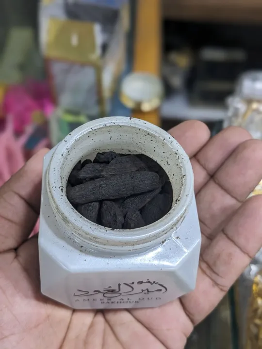 Ameer%20Al%20Oud%20Bakhoor%20-%20Image%203