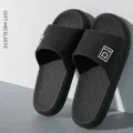 Men's and women's summer fashion simple couple home shoes comfortable non slip slippers lightweight soft sandals slippers. 