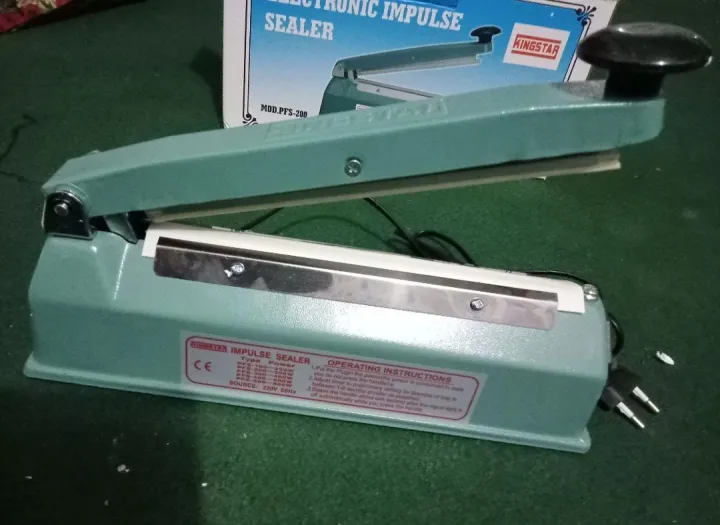 Kingstar%20Impulse%20Sealer%20Machine%20%7C%208%20&%2012%20Inch%0A%0AHeat%20Sealing%20Machine%20for%20Plastic%20&%20Poly%20Bags%20-%20Image%204
