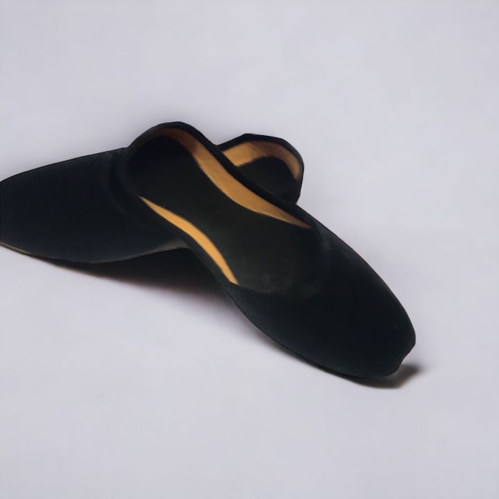 Khussa%20for%20boys%20black%20velvet%20khussa%20kid%E2%80%99s%20wedding%20footwear%20-%20Image%203