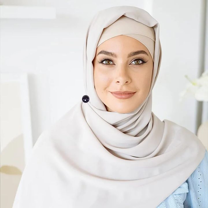 Imported%20High%20Quality%20Premium%20Strong%20Hijab%20Magnetic%20Pins%20No%20Snag%20Multi%20Use%20Hijab%20Magnets%20Professional%20Pinless%20Magnetic%20Hijab%20Pins%20-%20Image%205