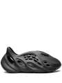Yeezy Foam Runner Shoes for Mens Best Quality Walking Shoes EVA Crocs for Mens American Casual Crocs. 