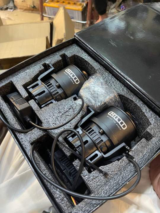 MLI%20Car%20Projectors%20Lights%20-%20BI%20LED%20Lens%20-%20Brighten%20the%20world%20at%20Night%20%20-%20Universal%20Projectors%20-%20Image%202