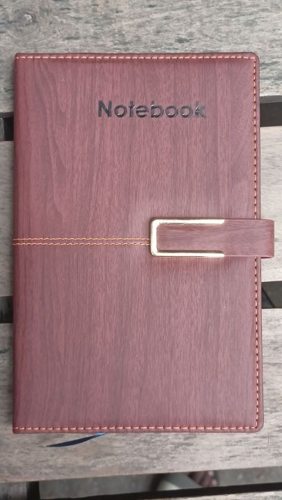 China%20PU%20Leather%20General%20Golden%20magnet%20Notebook%20-%20Image%203