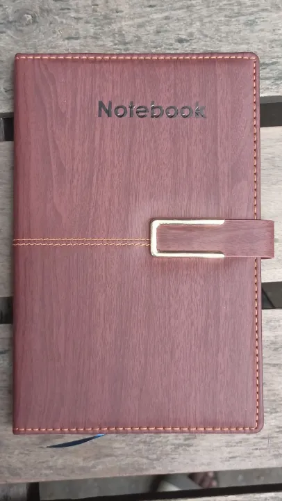 China%20PU%20Leather%20General%20Golden%20magnet%20Notebook%20-%20Image%203
