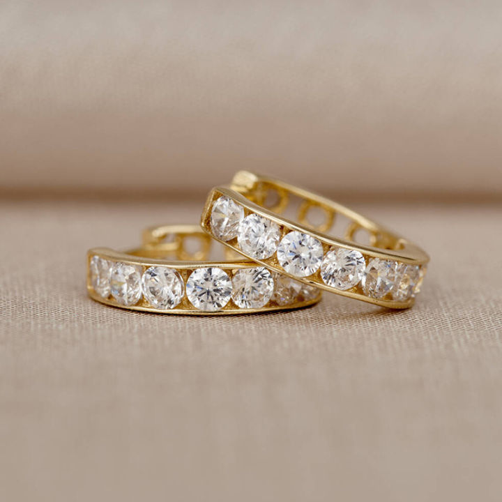 Huitan%20Bright%20Zirconia%20Hoop%20Earrings%20Lady%20Daily%20Wearable%20Accessories%20with%20Fashion%20Hollow-out%20Design%20Trendy%20Gold%20Color%20Jewelry%20-%20Image%204