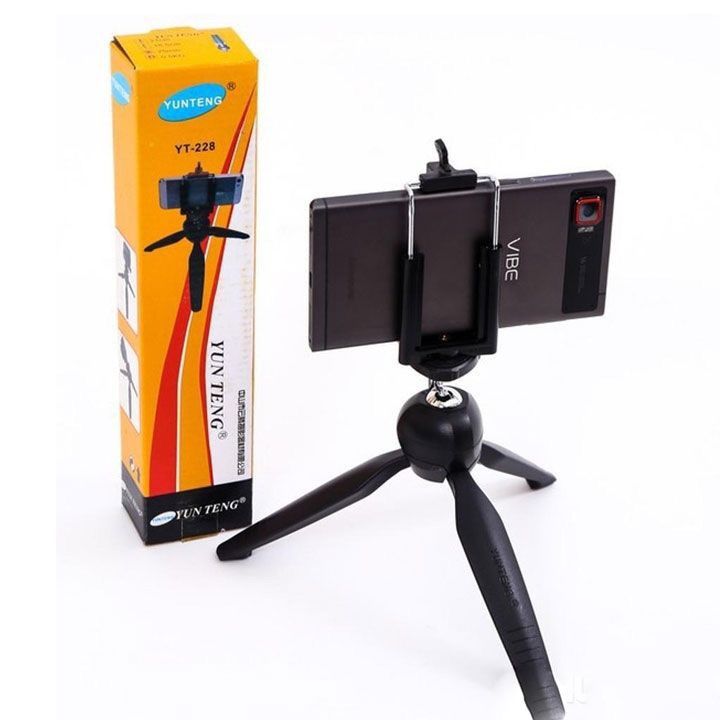 YUNTENG YT-228 Mini Tripod Mount + Phone Holder Clip