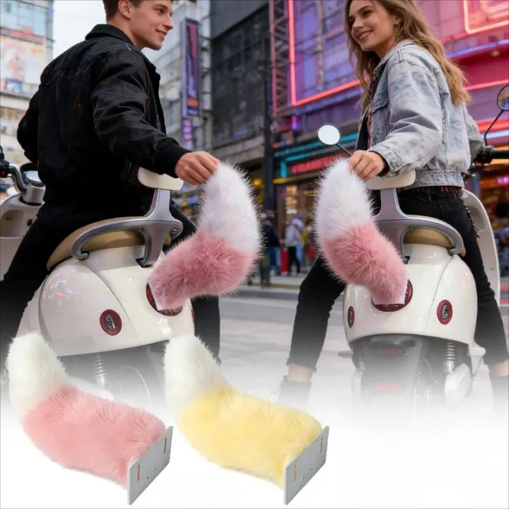 Remote%20Control%20Electric%20Wagging%20Fox%20Tail%20for%20Scooter%20Plush%20Faux%20Fur%20Car%20Rear%20Decoration%20Moving%20Animal%20Tail%20Accessory%20-%20Image%202