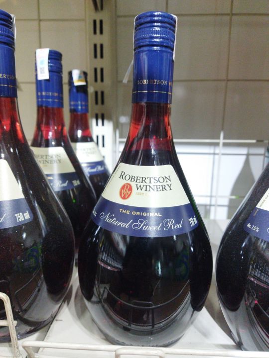 Robertson Sweet Red 750ML