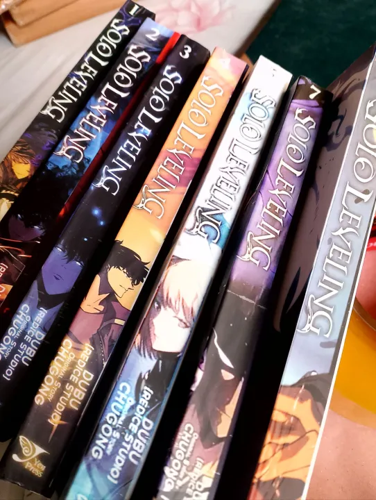 Solo%20Leveling%20(Black%20and%20White)%201-7%20volumes%20Manga,%20Manhwa,%20Korean%20Manga%20-%20Image%202