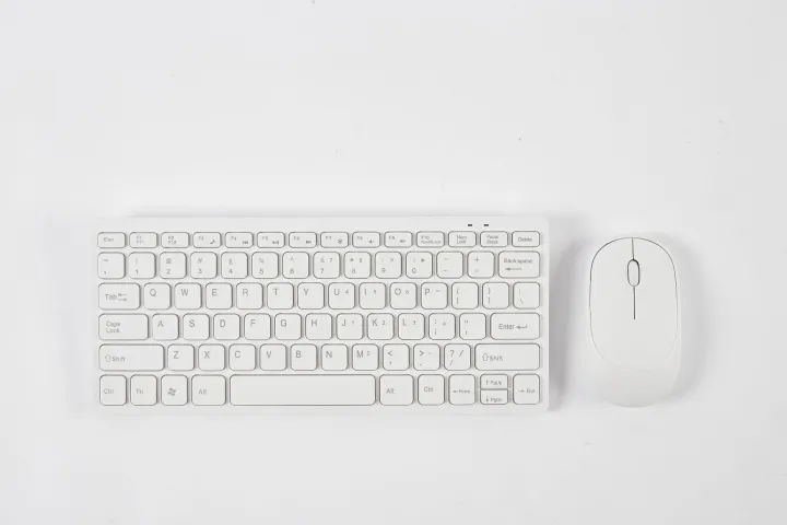 2.4G%20Wireless%20Keyboard%20and%20Mouse%20Protable%20Mini%20Keyboard%20Mouse%20Combo%20Set%20For%20Notebook%20Laptop%20Mac%20Desktop%20PC%20Computer%20Smart%20TV%20PS4%20-%20Image%204
