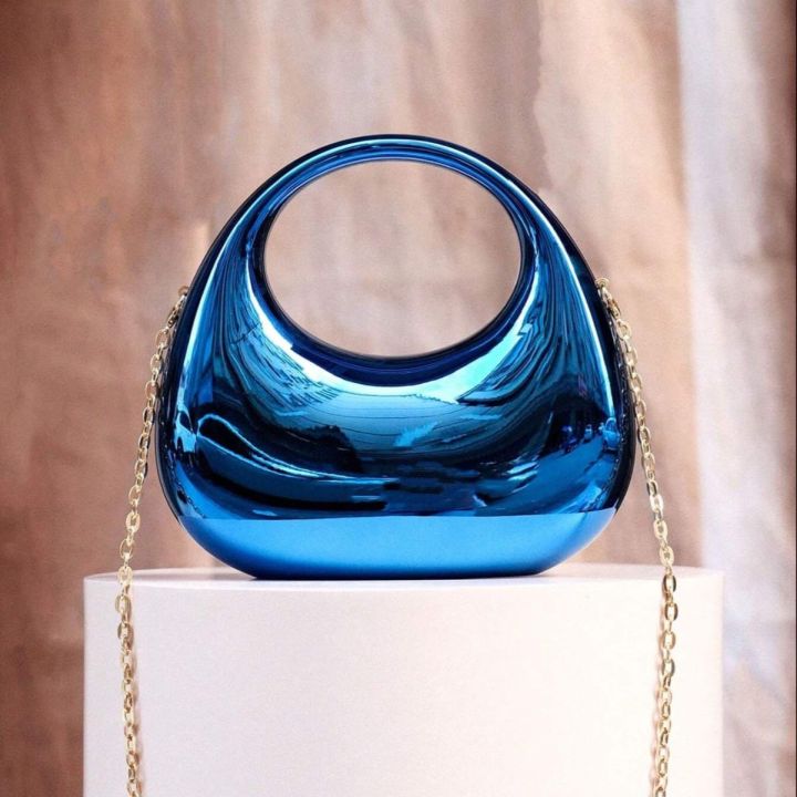 New%20Designer%20Moon%20Shaped%20Mini%20Clutch%20for%20Women%20%7C%20Moon%20Purses%20Young%20Lady%20Dinner%20Handbags%20%7C%20Luxury%20Evening%20Handbag%20%7C%20Eid%20Festival,%20Party,%20Wedding%20&%20Formal%20Fashion%20Purse%20-%20Image%207