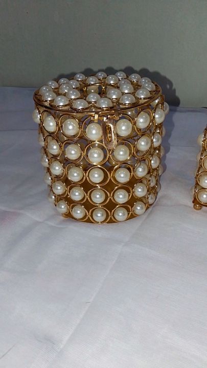 tissue%20box%20cover%20-%20Image%203