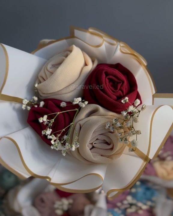 Hijab%20hamper%20#%F0%9F%A7%95%20Elegant%20Hijab%20Gift%20Set%20%E2%80%93%20Perfect%20for%20Hijabis%20%7C%20Customized%20gift#%20Thoughtful%20gift#%20hijabi%20gift%20hampers%20-%20Image%208