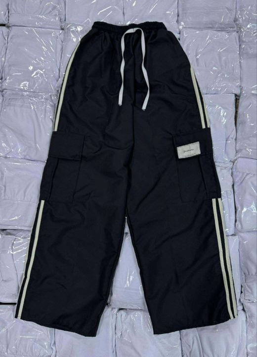 M26-112-42%20Local%20Made%20Cargo%20Pants%20-%20Image%204