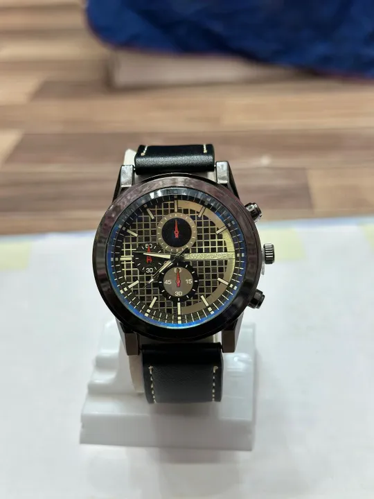 Awin%20Sports%20Gents%20Watch%20leather%20Strap%20-%20Image%202